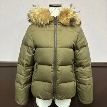 MELROSE 퍼 달린 올리브 다운 자켓