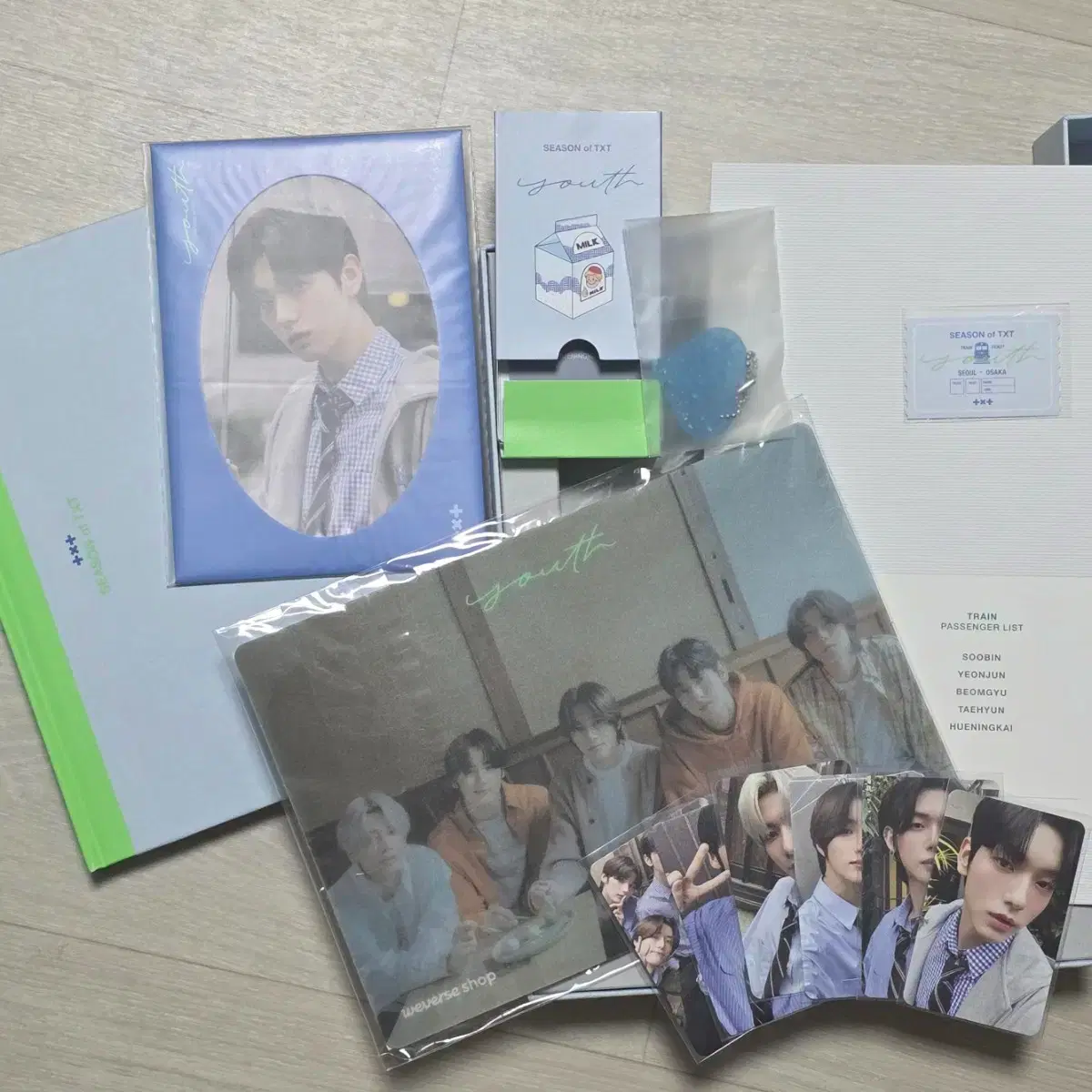 txt Season of Youth Soobin Yeonjun Beomgyu Taehyun Hueningkai Poca Weverse pre-order benefit
