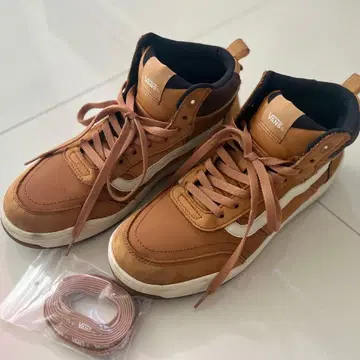 VANS 브라운 하이컷 스니커즈 28cm