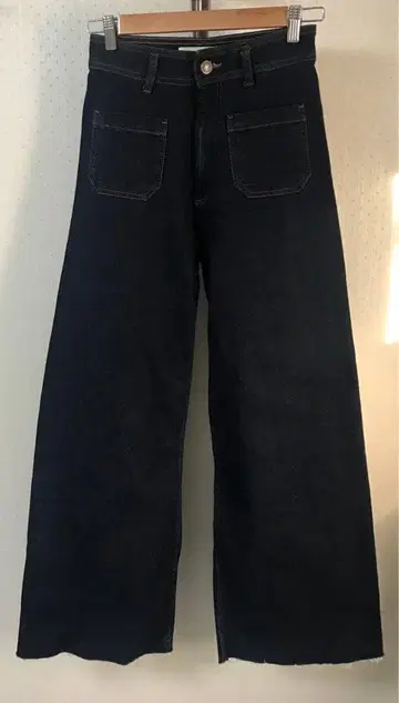 ZARA WOMAN 하이라이즈 패치 포켓 와이드 레그 스트레이트 데님