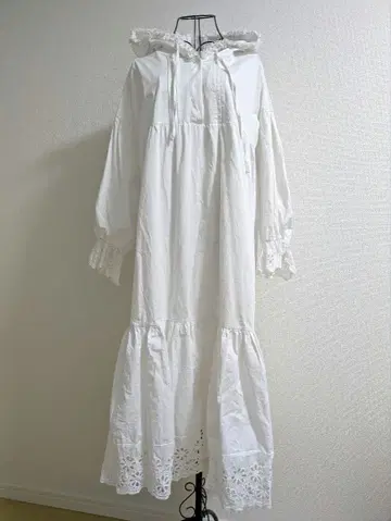 [하자품] POPPY 화이트 원피스