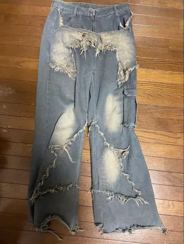 데미지 가공 그레이 와이드 레그 데님 팬츠