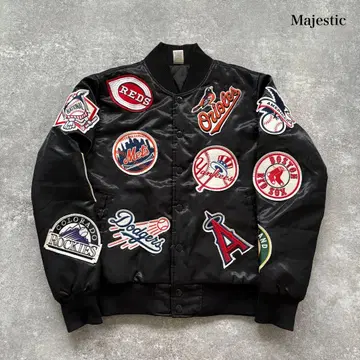 [ Majestic ] 마제스틱 와펜 올 패턴 바시티 자켓 퀼팅 블랙