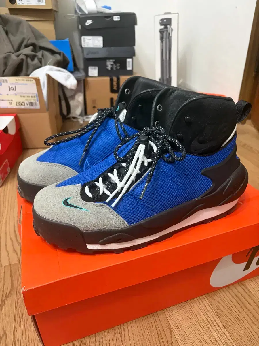 Nike Sacai MagmaScape 285