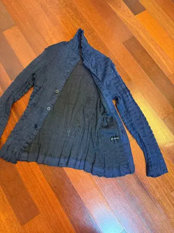 ISSEYMIYAKE 네이비 리브 버튼 자켓