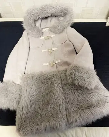 스나이델 그레이 퍼 더플 코트 M 사이즈