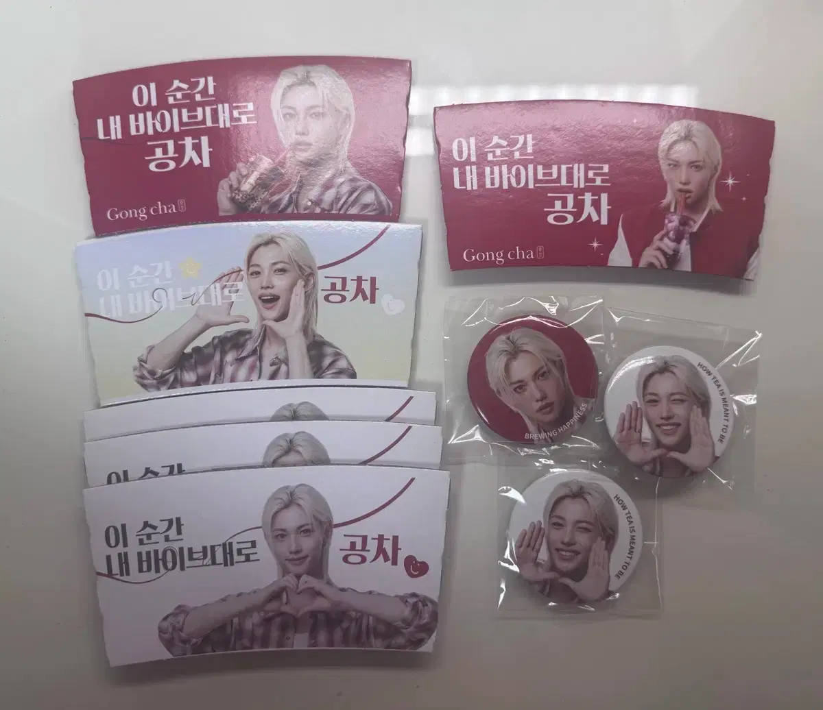 SKZ Gongcha Felix cup holder badge