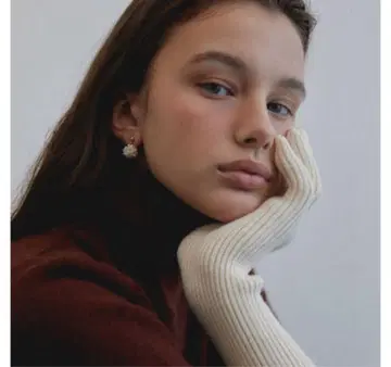 MIDNIGHT MOMENT 펄 귀걸이