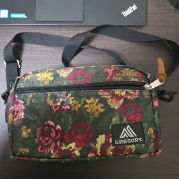 GREGORY 꽃무늬 숄더백