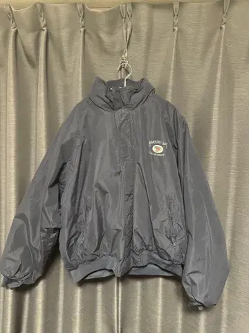 몬터레이 베이 캘리포니아 자켓