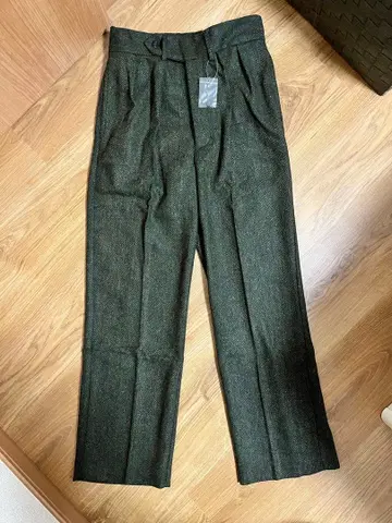 [ Noen ] 신치 벨트 트위드 슬랙스 ( Olive )