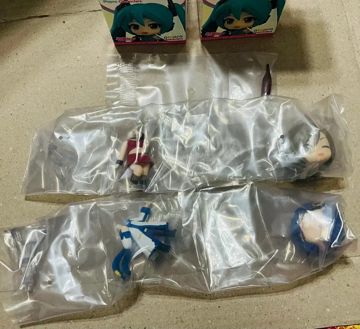 Vocaloid May Meiko Kaito Nendoroid Surprise