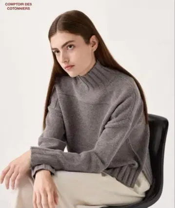 유니클로 콩트와르 데 코토니에 프리미엄 라무 하이넥 스웨터