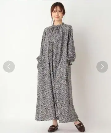 one'sterrace 넥라인 개더 래글런 원피스 ORB 꽃무늬