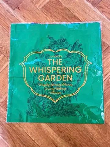 junaida THE WHISPERING GARDEN 토트백