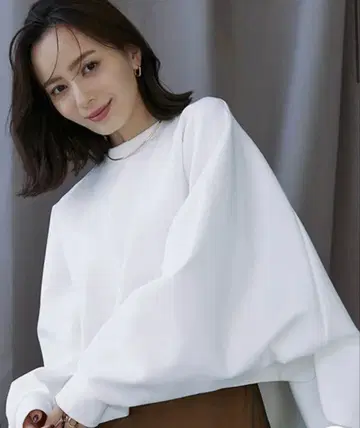 [ anuans ] 오버 사이즈 돌먼 컷 상의