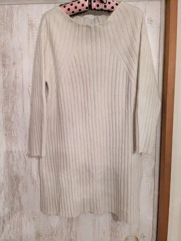 스니들 리브 편직 아이보리 니트 원피스 M 사이즈