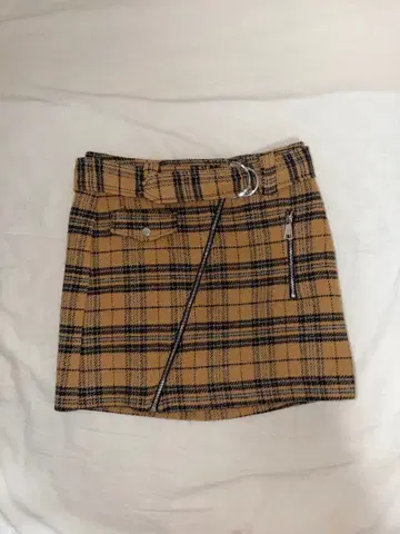 Bershka 체크 무늬 미니 스커트