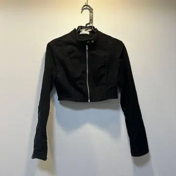 ZARA 블랙 크롭 자켓 스탠드 카라