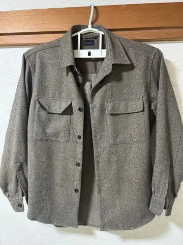 유나이티드 애로우즈 울 브라운 자켓 앞면 포켓 부착