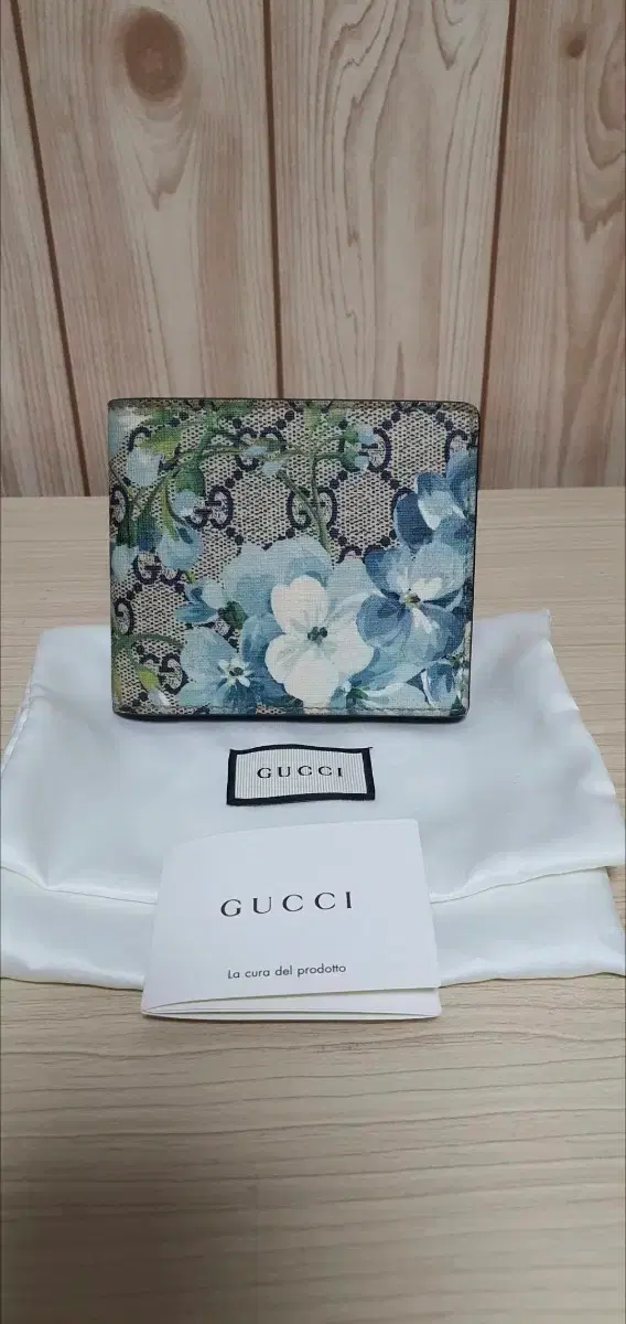 Gucci Bloom Wallet/Bifold Wallet Genuine S-Class (Appraised O)