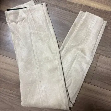 자라 베이지 스웨이드풍 타이트 팬츠