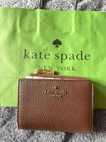 케이트 스페이드 브라운 접이식 지갑