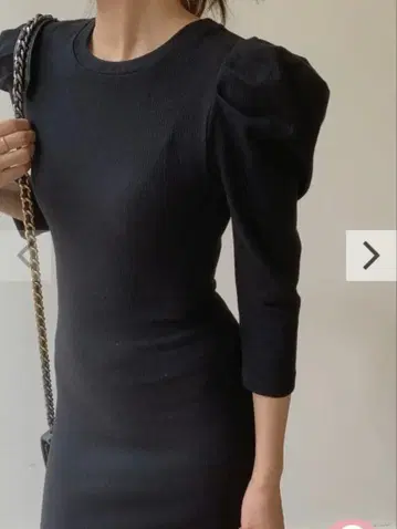 퍼프 컷 봉제 드레스