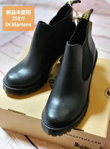 No.105 Dr.Martens 숏부츠