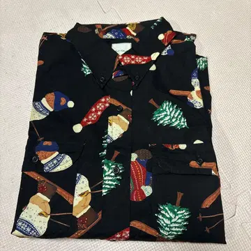 칼 헬무트 곰 패턴 셔츠(핑크하우스)