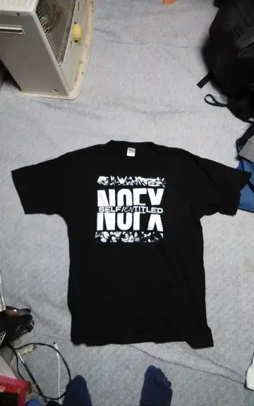 멜로코어 NOFX 'SELF/ENTITLED' 티셔츠