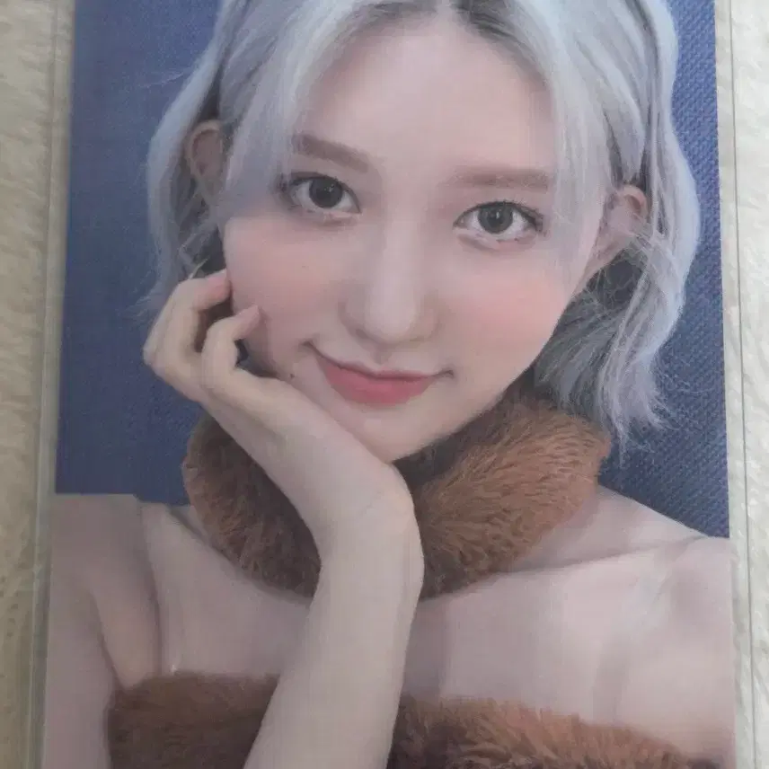 IVE | 아이브 Ive An Yujin Eleven Japan Soundwave Photocard on