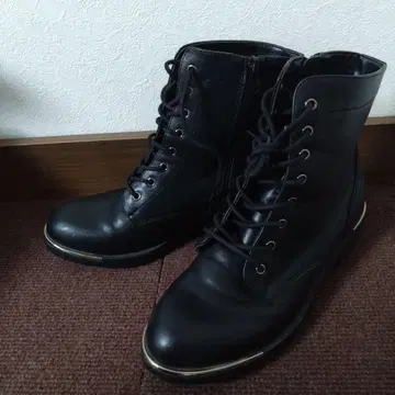 여성용 블랙 가죽 부티