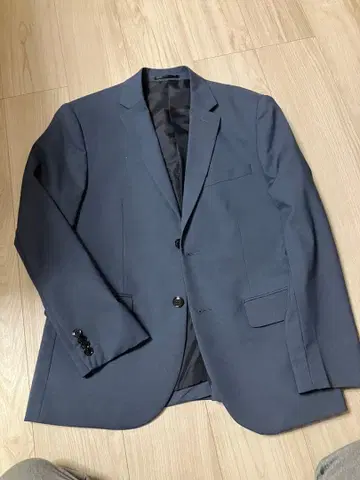 다크 블루 테일러드 자켓