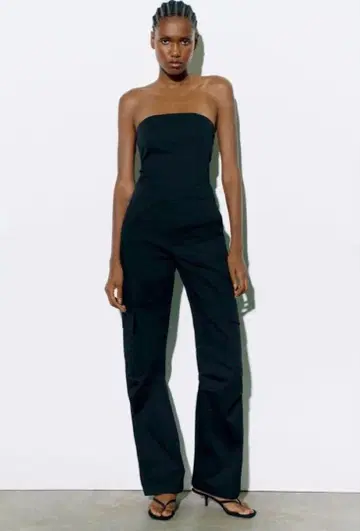 Zara 블랙 스트랩리스 플레어 올인원