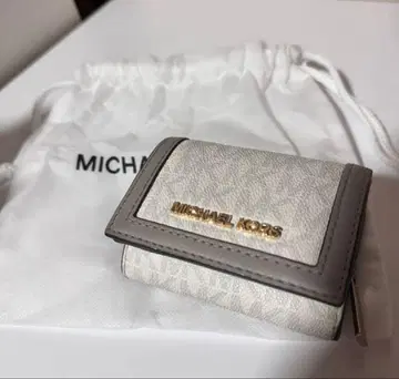 MICHAEL KORS 3단 폴더형 지갑