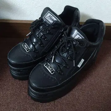 YOSUKE 블랙 스니커즈 통굽