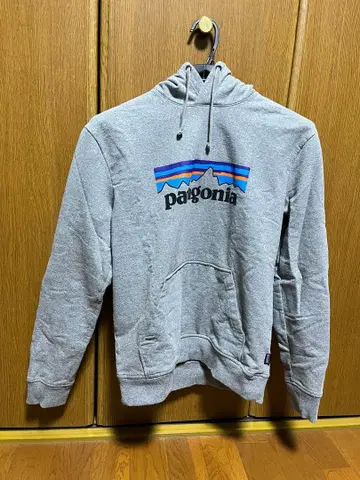 patagonia 그레이 후드티 M 사이즈