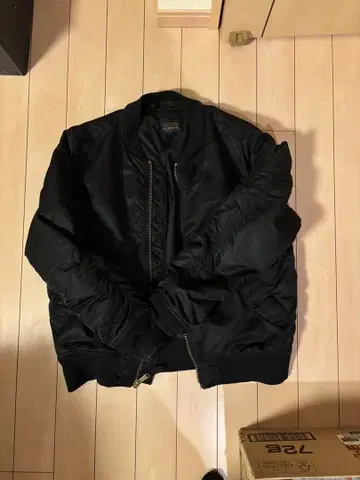 ALPHA INDUSTRIES MA-1 블랙 자켓