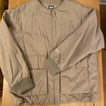 헬리 한센 베이지 자켓