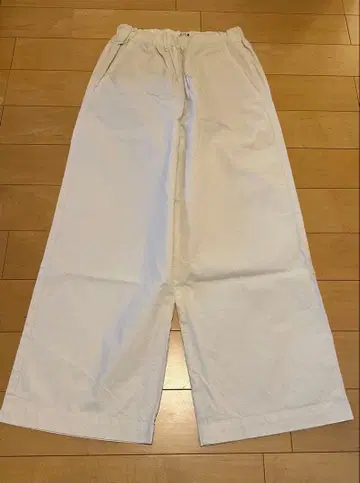 루미노아 화이트 이지 팬츠