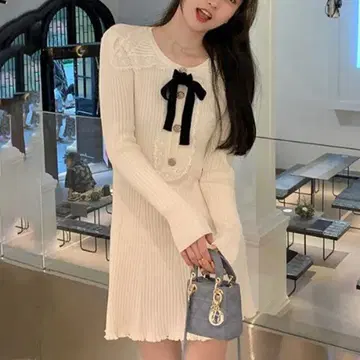 [레어] 아이보리 리본 포함 미니 원피스