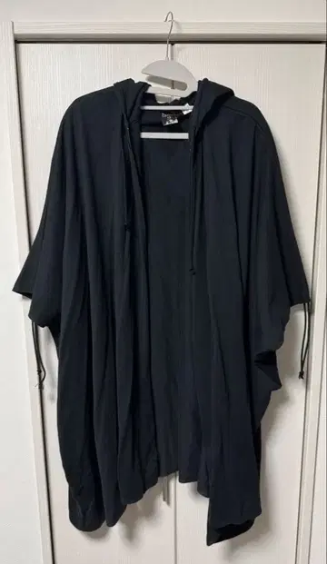 PHENOMENON 판초 후드티