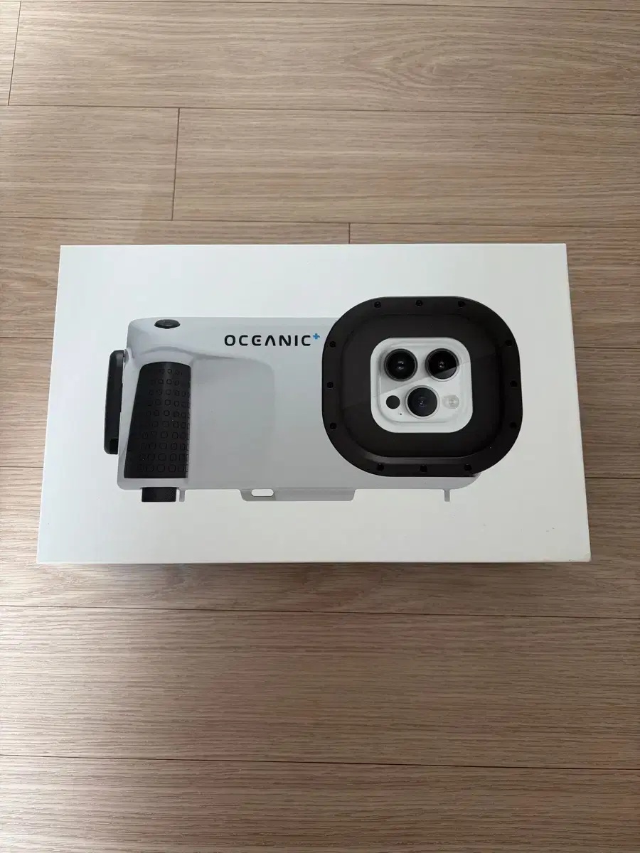 Oceanic+ Dive Housing