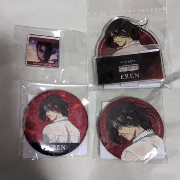 진격의 거인 싸우는 등 엘렌