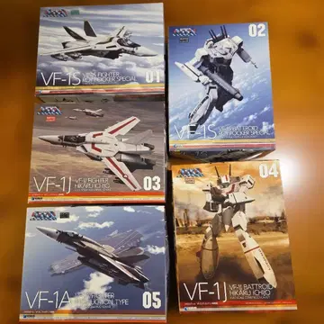 WAVE 1/100 초시공 요새 마크로스 발키리 5체 세트