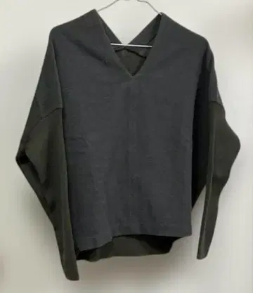 새상품급 야마다야 스르7 노리다케 이소재 니트 카키 9호