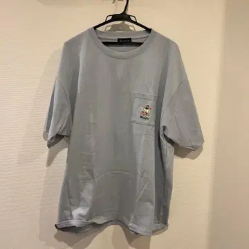 B&T CLUB 라이트 블루 포켓 부착 셔츠