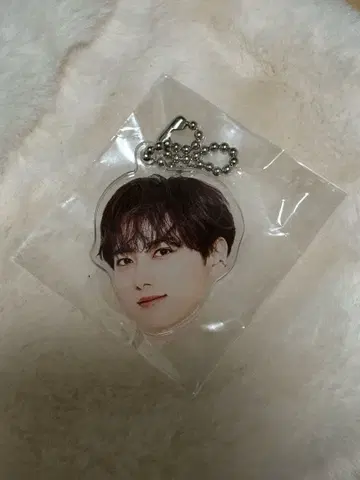 INI 오자키 타쿠미 MASTERPIECE 캡슐 토이 얼굴 아크릴 키링