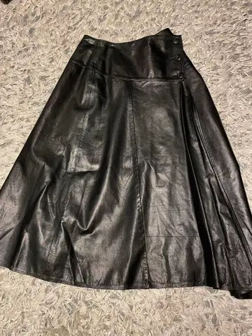 카프 스킨 플레어 롱 스커트 안감 큐프라 100% 블랙